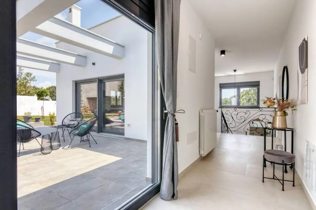Villa Design M Pula, Pjescana Uvala  Pula